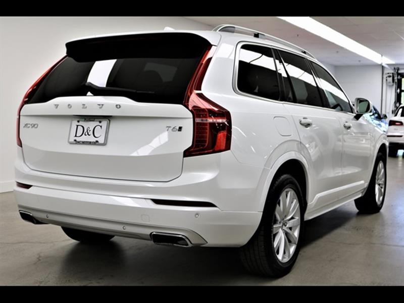 2018 Volvo XC90 T6 Momentum