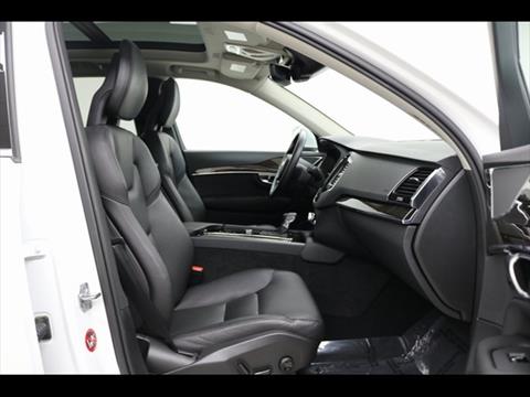2018 Volvo XC90 T6 Momentum