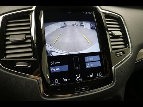 2018 Volvo XC90 T6 Momentum