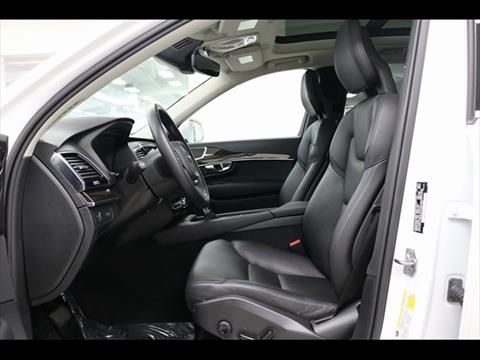 2018 Volvo XC90 T6 Momentum