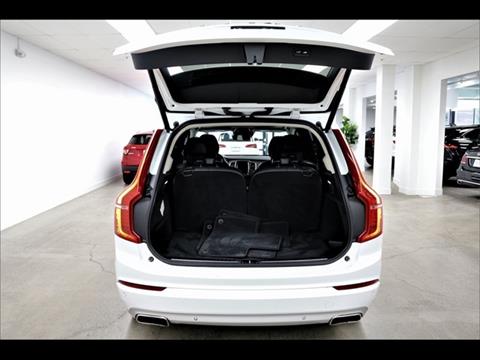 2018 Volvo XC90 T6 Momentum