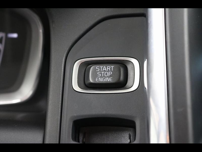 2017 Volvo XC60 T5 Dynamic