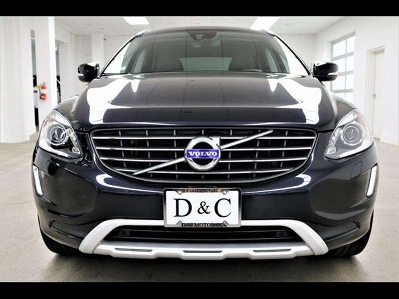 2017 Volvo XC60 T5 Dynamic