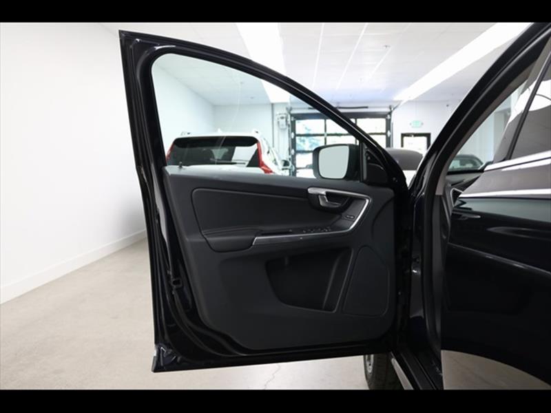 2017 Volvo XC60 T5 Dynamic