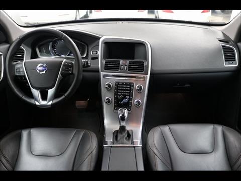 2017 Volvo XC60 T5 Dynamic