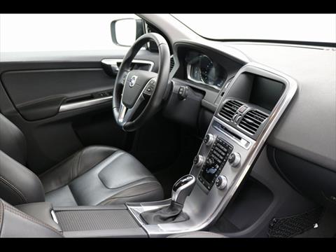 2017 Volvo XC60 T5 Dynamic