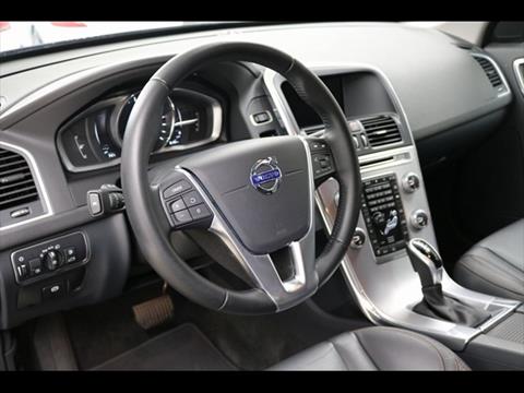 2017 Volvo XC60 T5 Dynamic