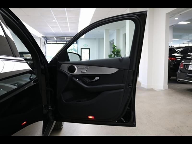 2017 Mercedes-Benz GLC GLC 300 4MATIC