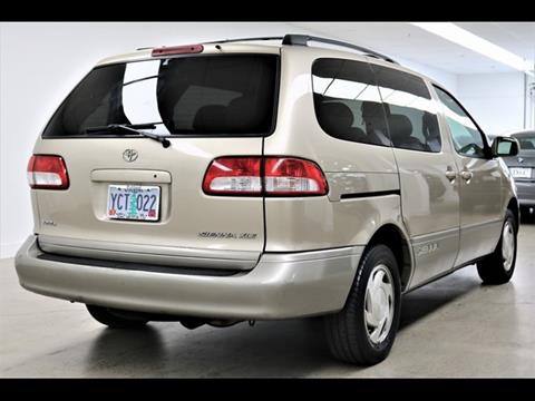 2001 Toyota Sienna