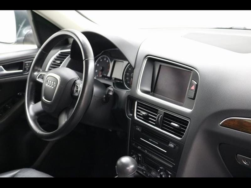 2012 Audi Q5 3.2 quattro Premium Plus