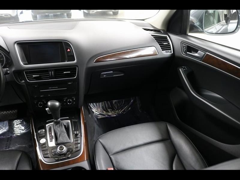 2012 Audi Q5 3.2 quattro Premium Plus