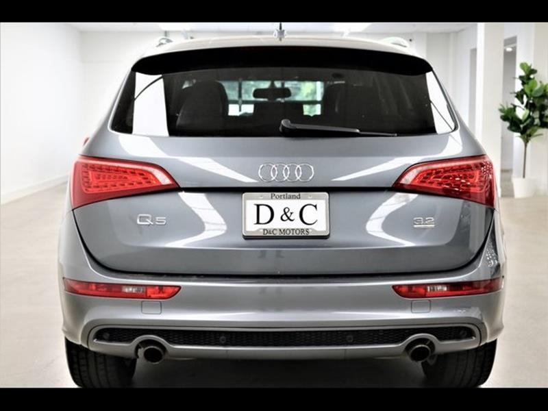 2012 Audi Q5 3.2 quattro Premium Plus