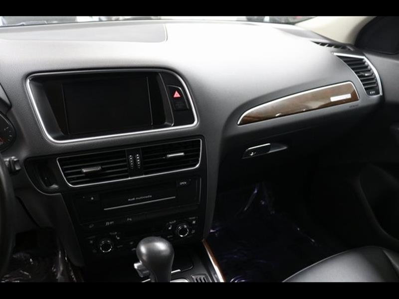 2012 Audi Q5 3.2 quattro Premium Plus