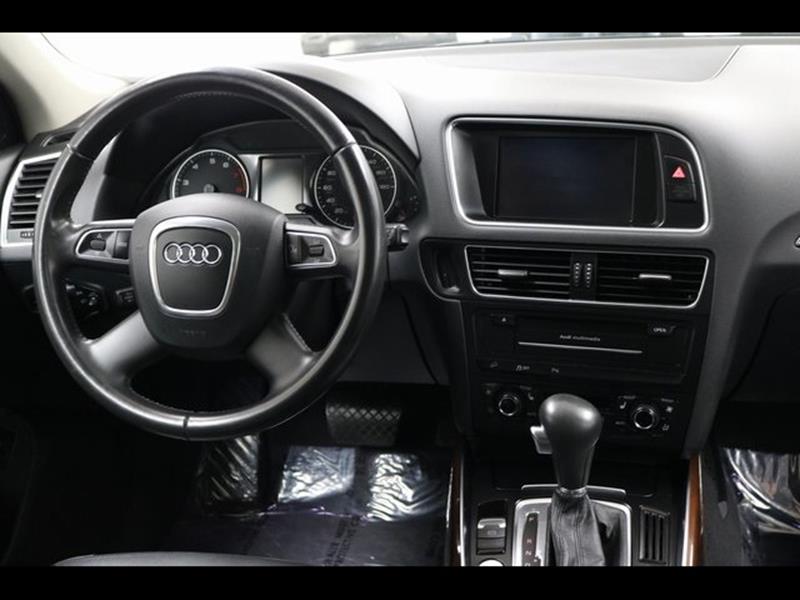 2012 Audi Q5 3.2 quattro Premium Plus