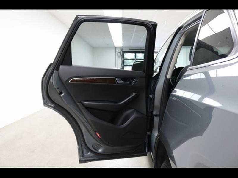 2012 Audi Q5 3.2 quattro Premium Plus