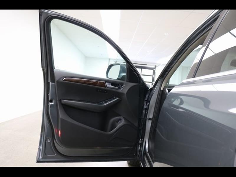 2012 Audi Q5 3.2 quattro Premium Plus