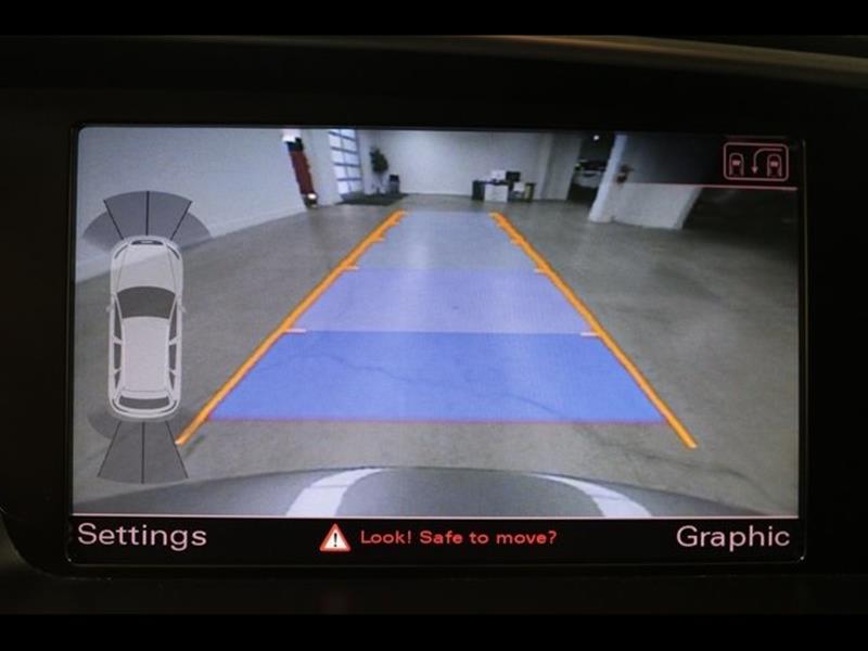 2012 Audi Q5 3.2 quattro Premium Plus