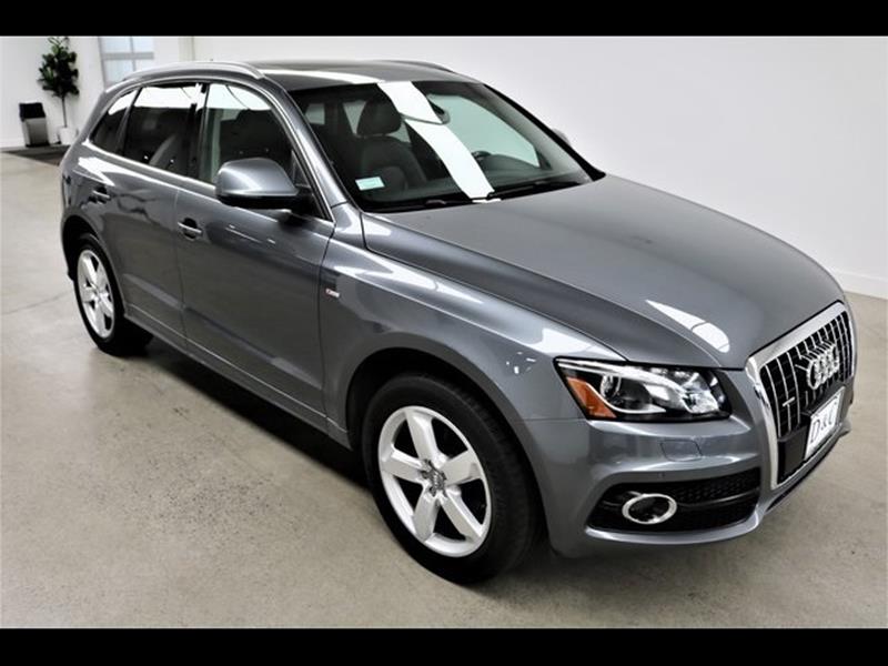 2012 Audi Q5 3.2 quattro Premium Plus