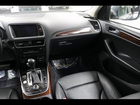 2012 Audi Q5 3.2 quattro Premium Plus