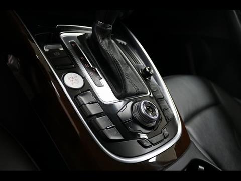 2012 Audi Q5 3.2 quattro Premium Plus