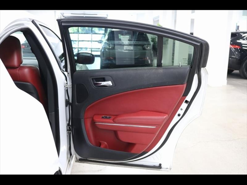 2013 Dodge Charger SXT