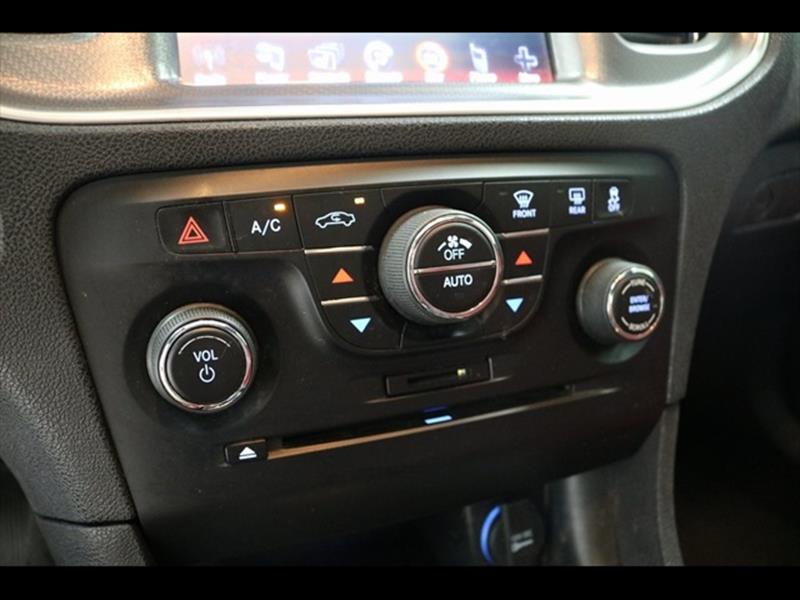 2013 Dodge Charger SXT