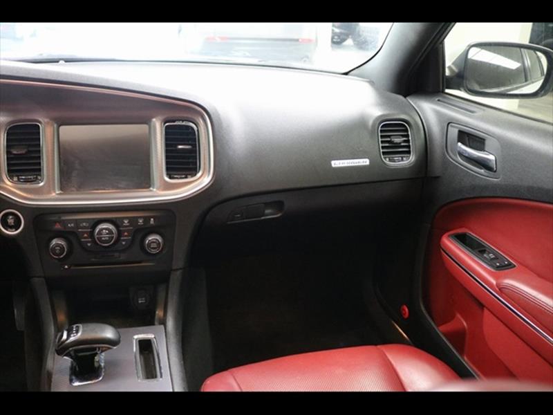 2013 Dodge Charger SXT