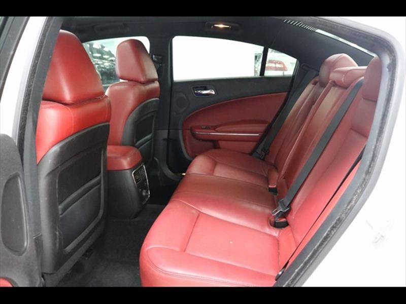 2013 Dodge Charger SXT