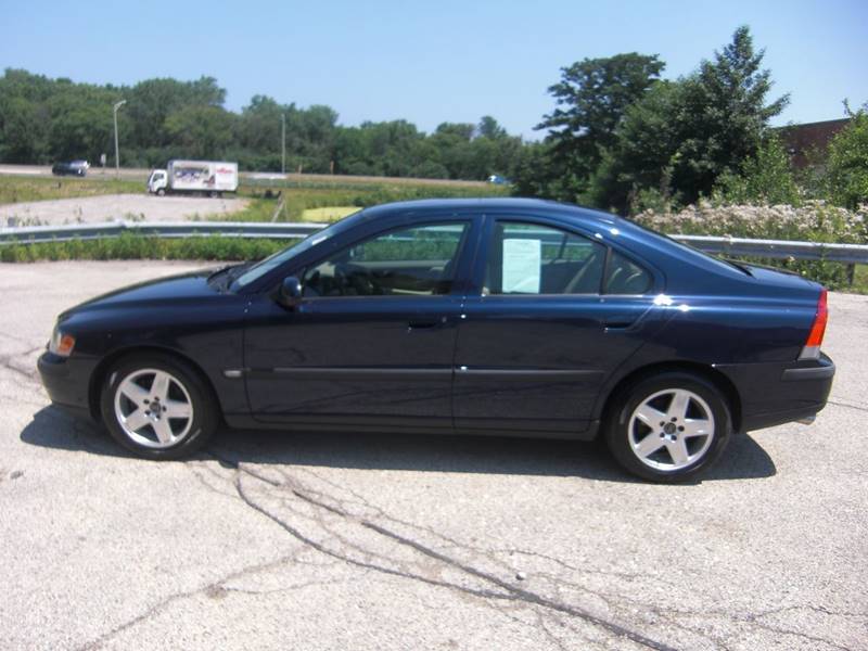 2002 Volvo S60 for sale at Highland Park Auto Clinic and Sales in Highland Park IL
