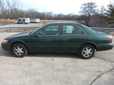 1999 Toyota Camry for sale at Highland Park Auto Clinic and Sales in Highland Park IL