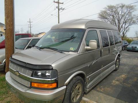 2003 Chevrolet G1500 for sale at Top Gear Motors in Winchester VA