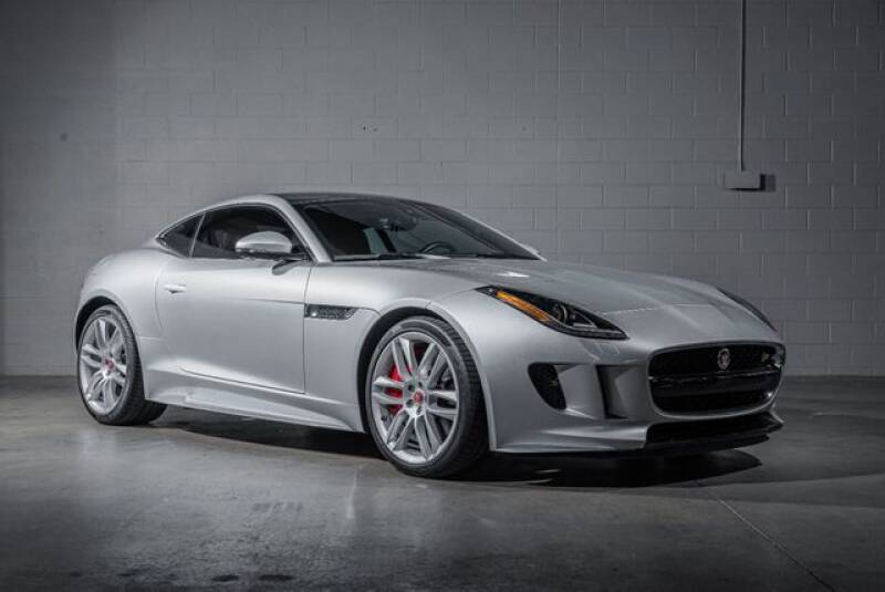 2016 Jaguar F-TYPE R