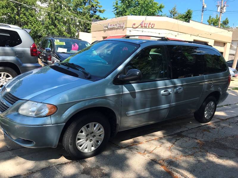 2005 Dodge Grand Caravan for sale at AMERICAN AUTO in Milwaukee WI