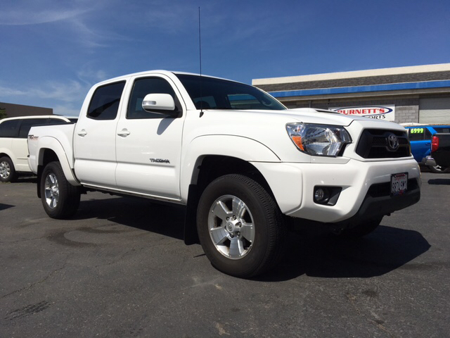2014 Toyota Tacoma for sale at Cars 2 Go in Clovis CA