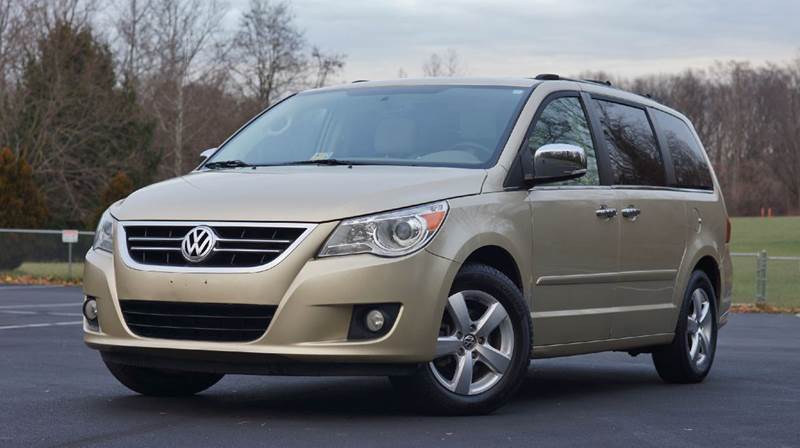 2010 Volkswagen Routan for sale at Speedy Automotive in Philadelphia PA