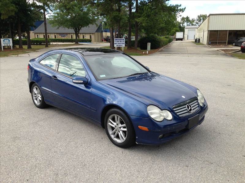 2002 Mercedes-Benz C-Class for sale at Global Auto Exchange in Longwood FL