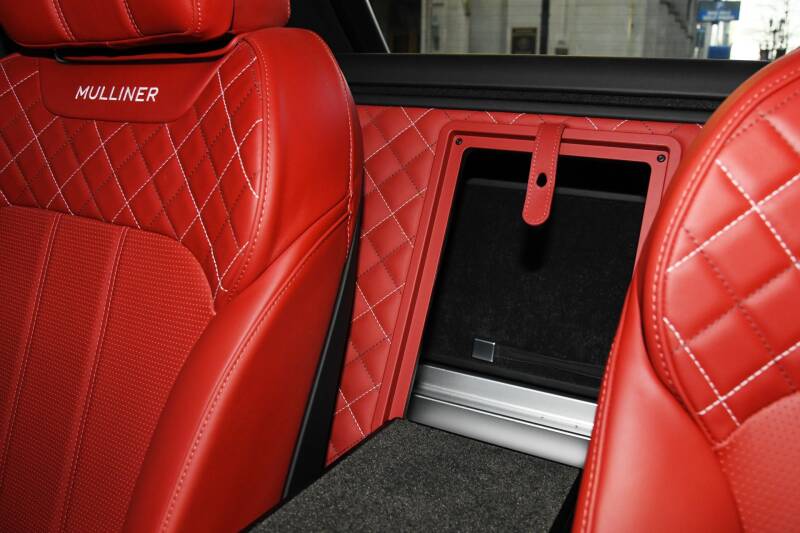 2018 Bentley Bentayga Mulliner Edition (image 18)