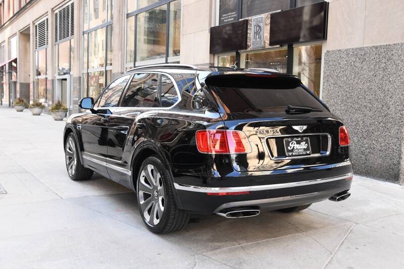2018 Bentley Bentayga Mulliner Edition (image 7)