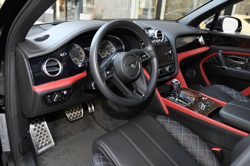 2018 Bentley Bentayga Mulliner Edition (image 20)