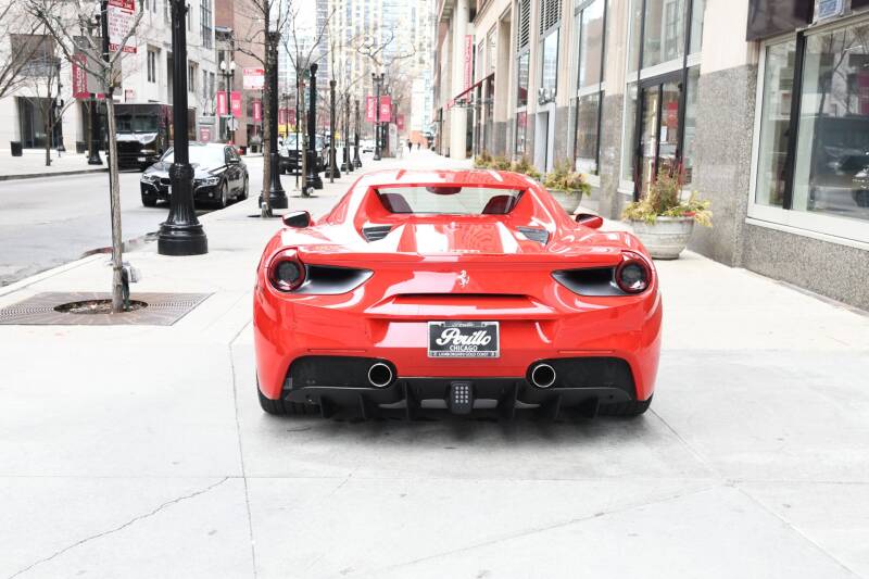 2019 Ferrari 488 Spider (image 28)