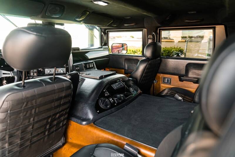 2006 HUMMER H1 Alpha Wagon (image 9)