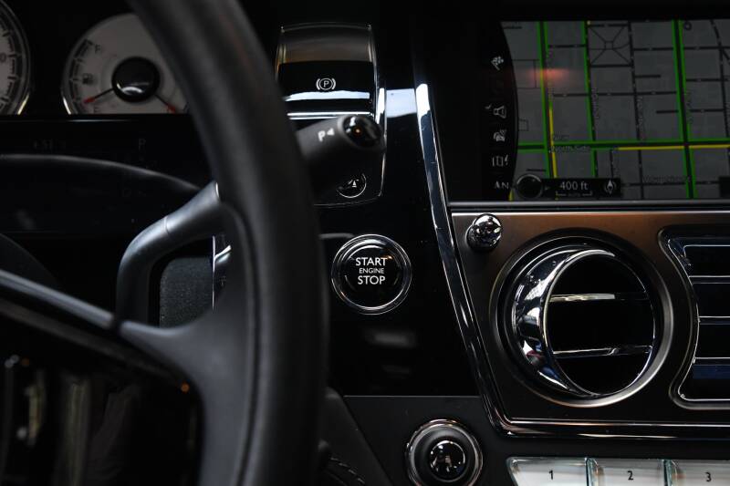 2018 Rolls-Royce Wraith (image 18)