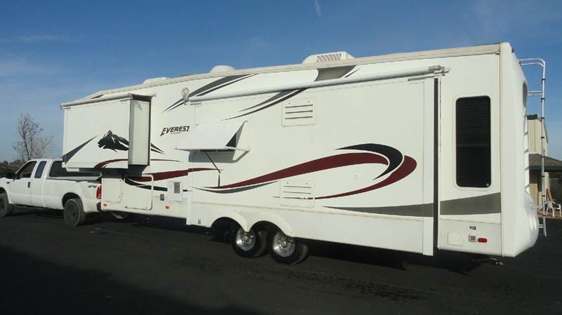 2006 Keystone Everest  for sale at AMS Wholesale Inc. in Placerville CA