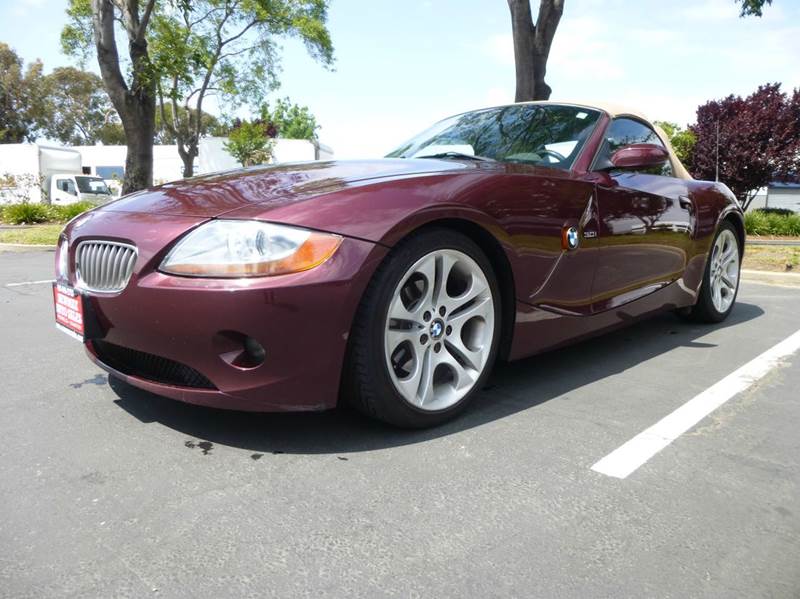 2003 BMW Z4 for sale at Newmax Auto Sales in Hayward CA