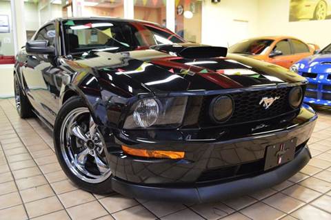 2006 Ford Mustang for sale at Performance car sales in Joliet IL