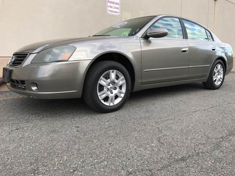 2006 Nissan Altima for sale at International Auto Sales in Hasbrouck Heights NJ