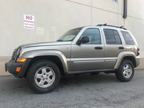 2006 Jeep Liberty for sale at International Auto Sales in Hasbrouck Heights NJ