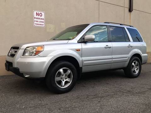 2007 Honda Pilot for sale at International Auto Sales in Hasbrouck Heights NJ