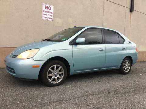 2002 Toyota Prius for sale at International Auto Sales in Hasbrouck Heights NJ