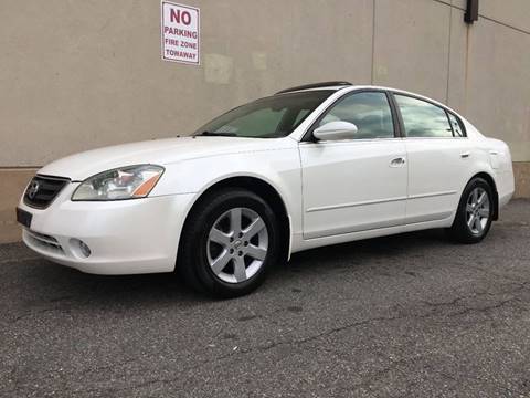 2003 Nissan Altima for sale at International Auto Sales in Hasbrouck Heights NJ